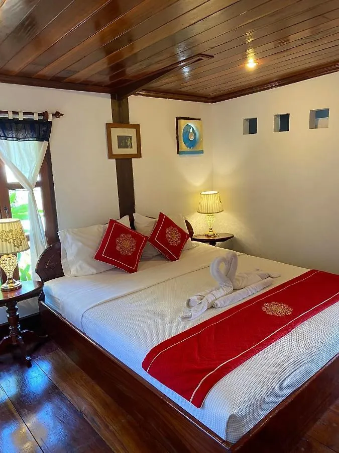 酒店 Villa Ouis Namkhan Riverside 琅勃拉邦