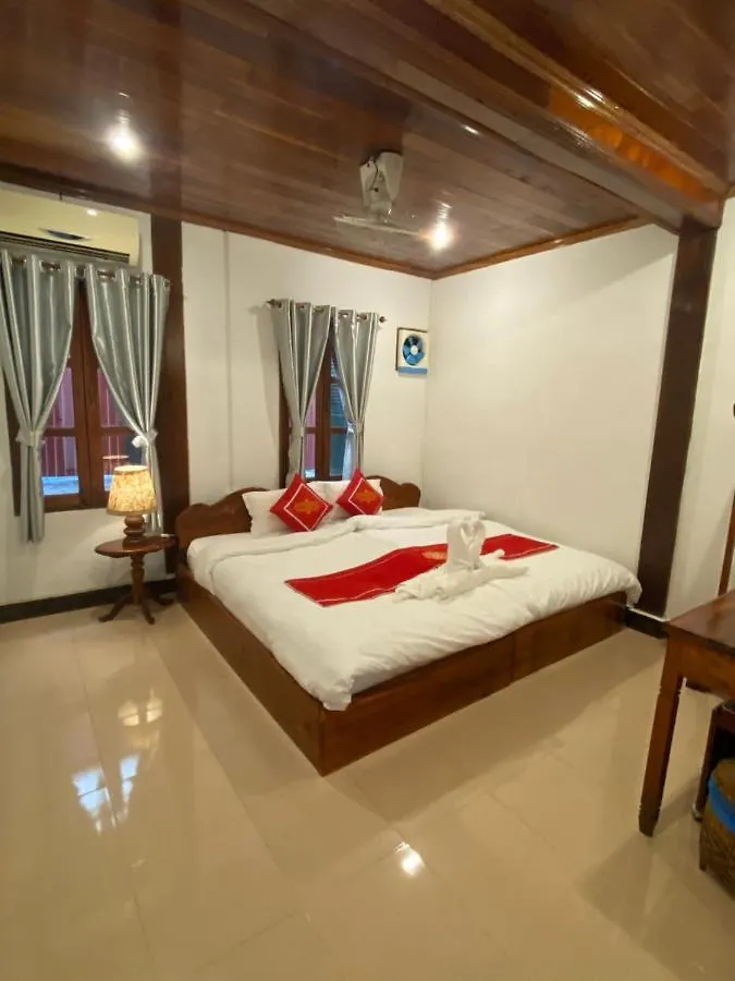 Villa Ouis Namkhan Riverside 琅勃拉邦