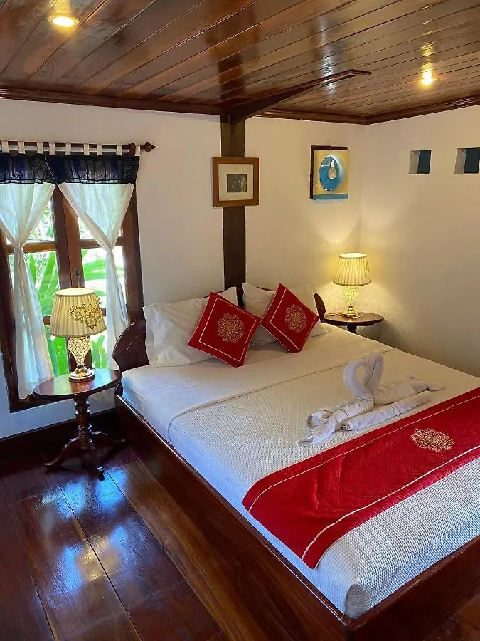 Villa Ouis Namkhan Riverside Luang Prabang 3*,